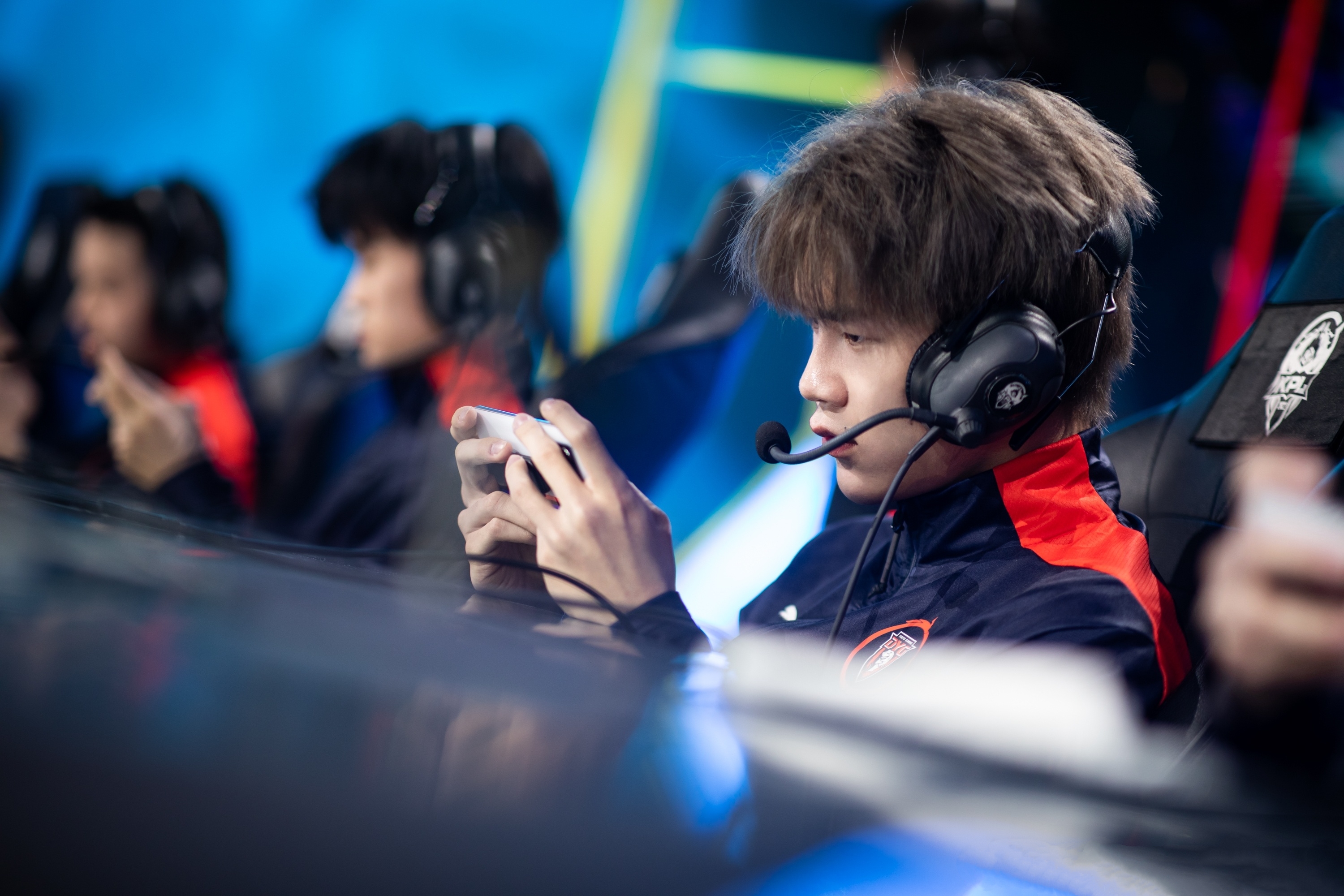 大湾区电竞丨深圳dyg小义:电竞选手要学会有风度地接受失败_深圳plus