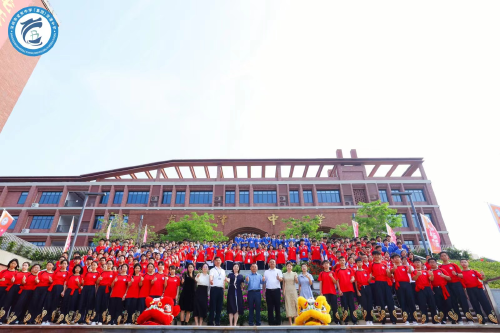 80多万人次！4月13日，龙津中学开放日火爆开启
