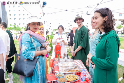 深大第七届国际文化节活动举办 26个国家中外师生展世界风采