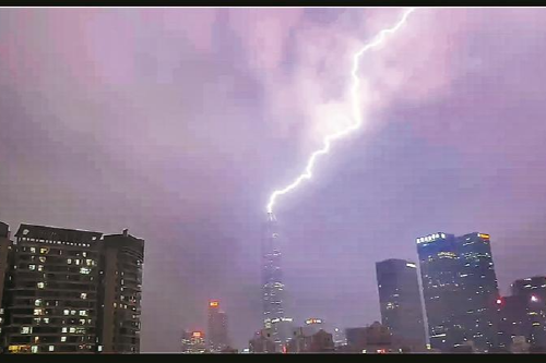 1005次雷电！深圳昨夜电闪雷鸣成全城热议话题