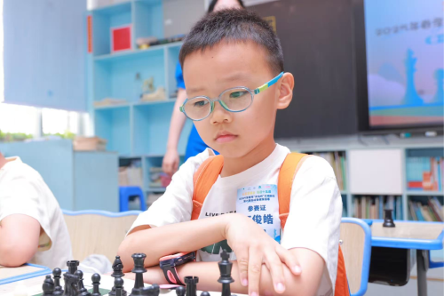 2025年春季“天农杯”大鹏新区第六届国际象棋等级赛举行